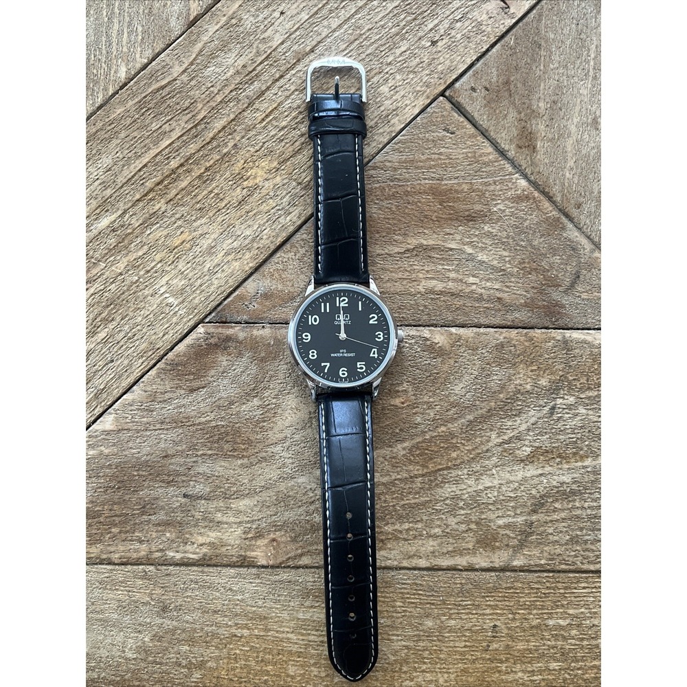 QQ Quartz IPS Water Resistant Men's Wrist Watch With New Battery! - Picture 7 of 13